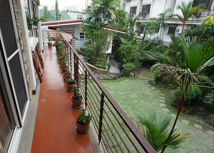 New Manila Suites