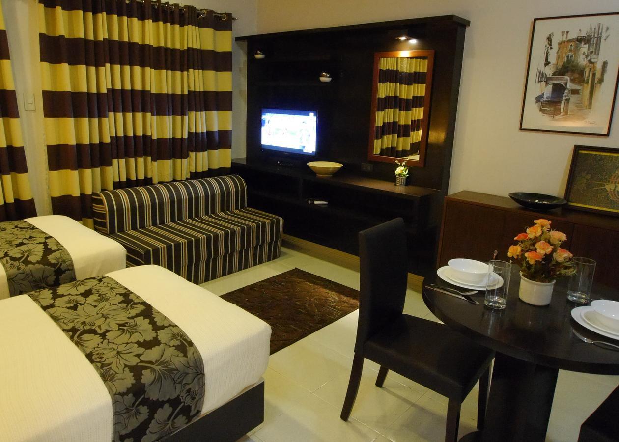 New Manila Bed & Breakfast