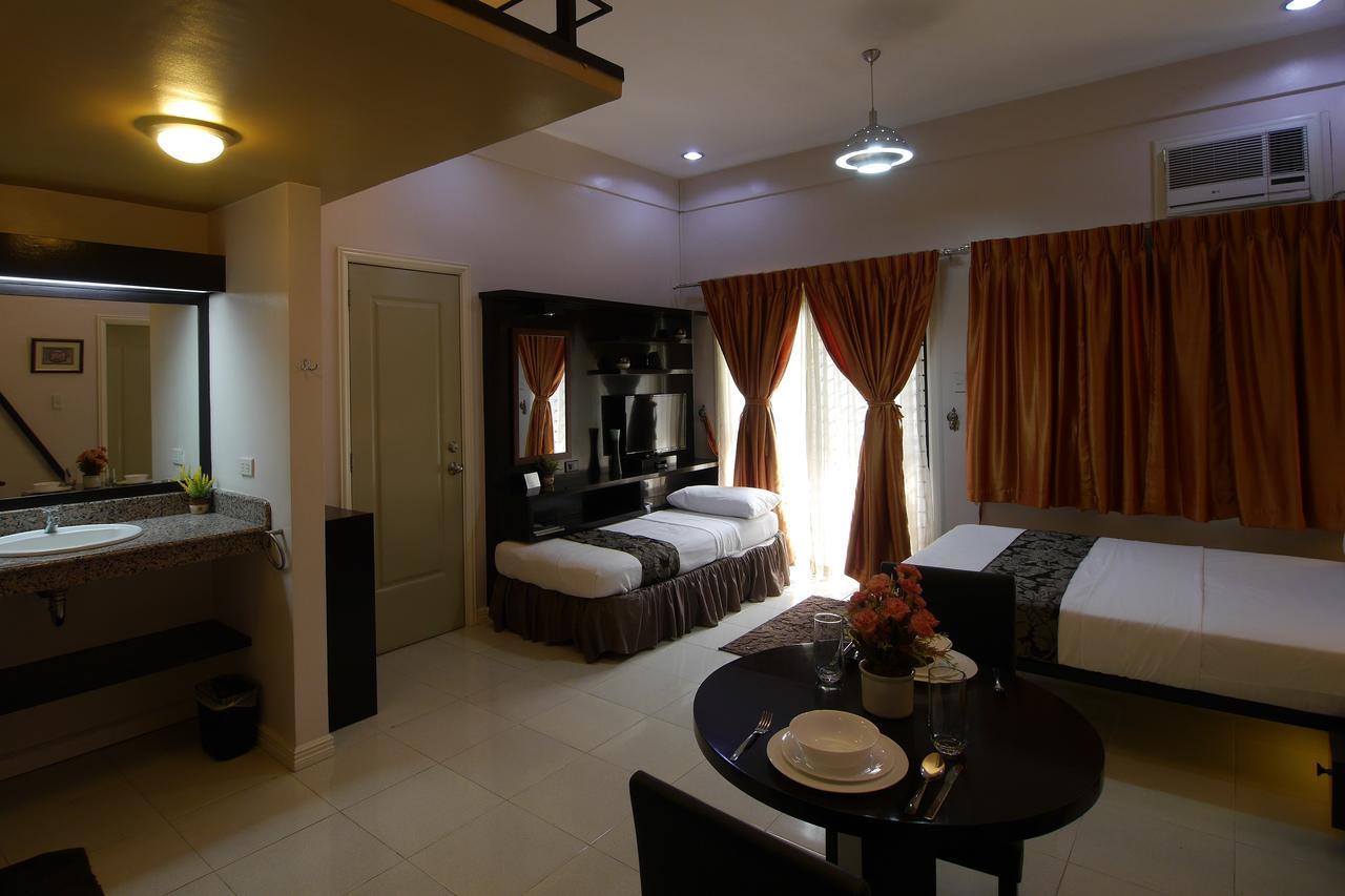 New Manila 3* Quezon City
