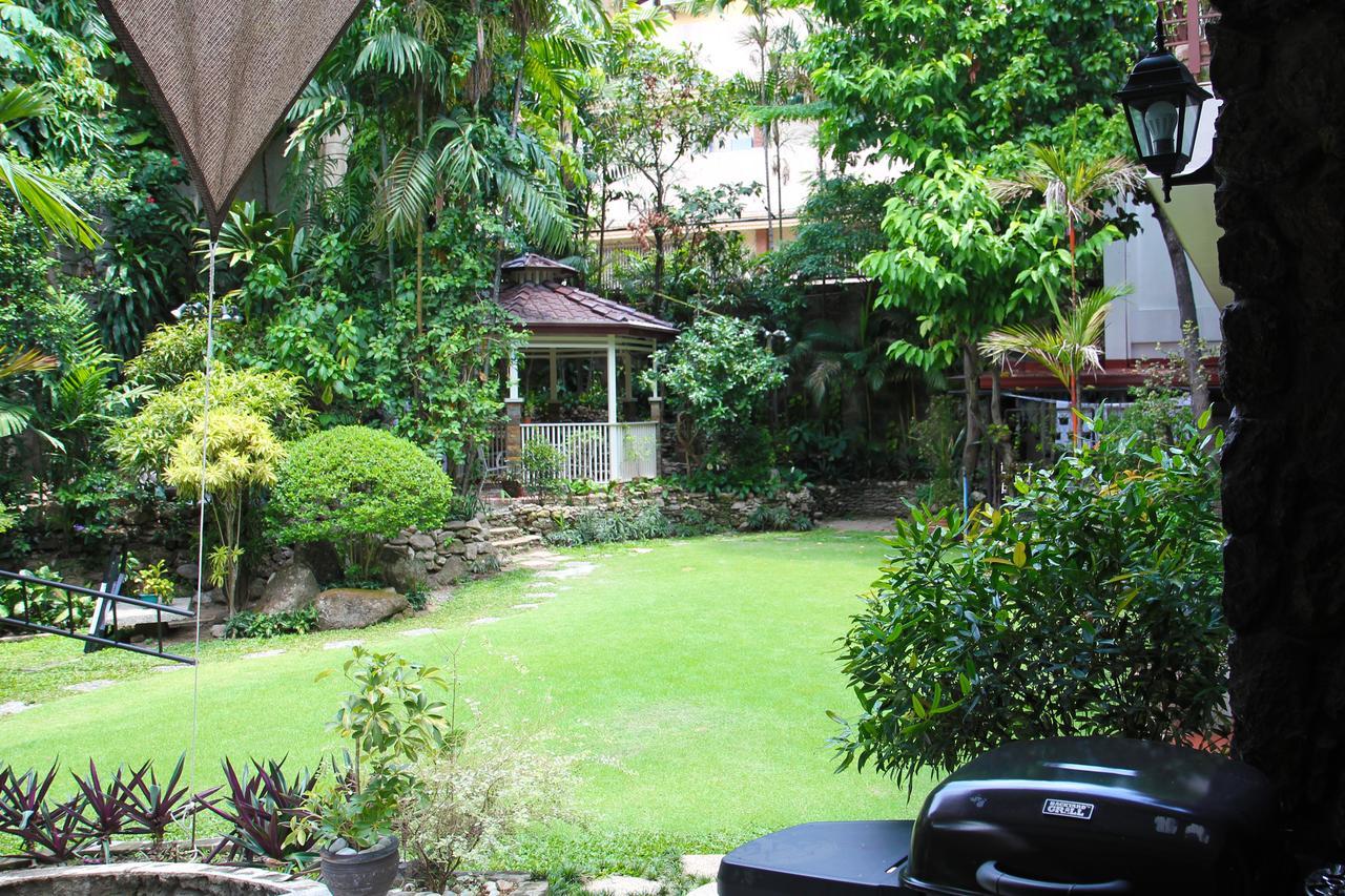 New Manila 3*