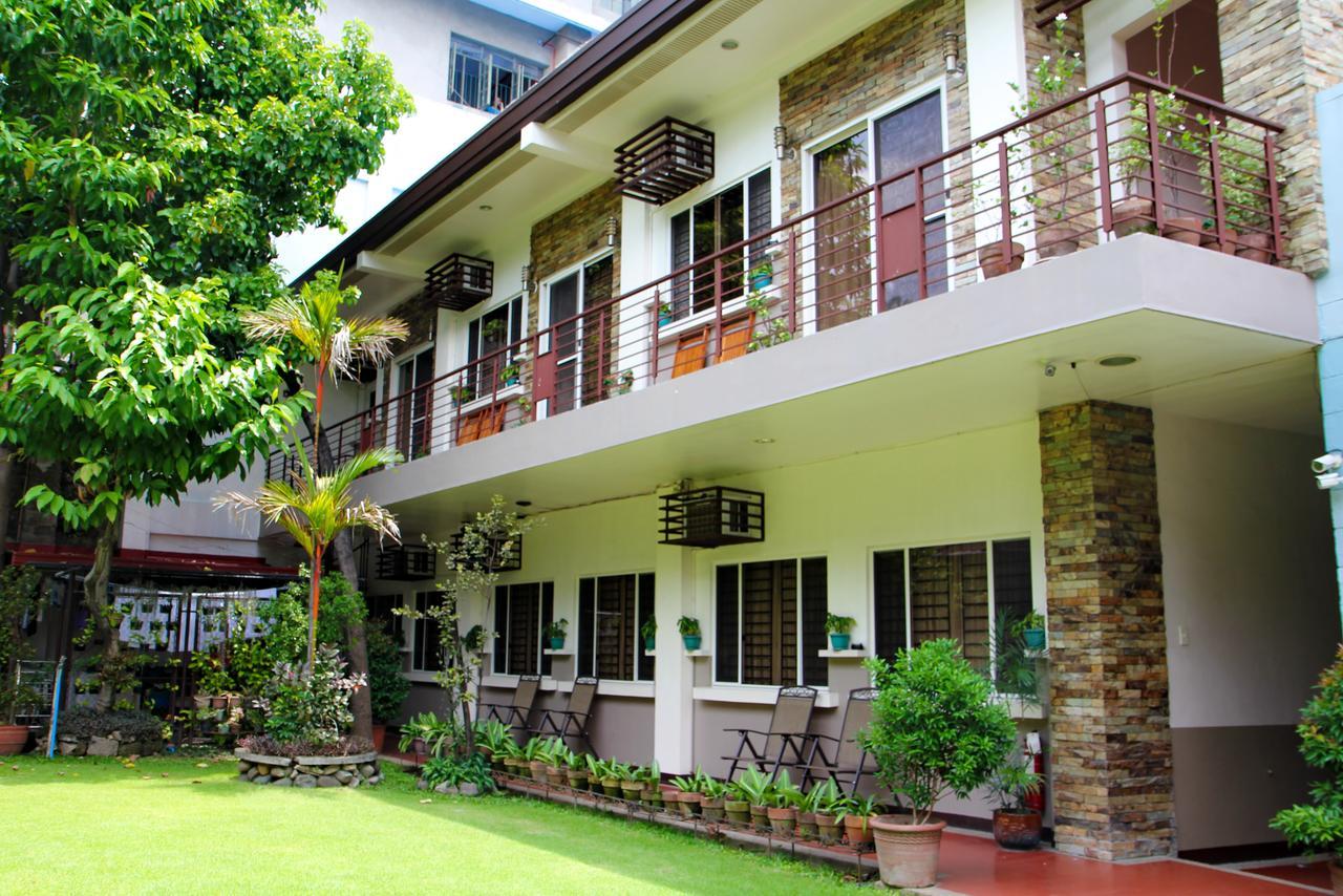 New Manila 3* Quezon City